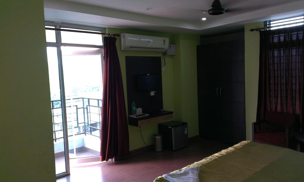 Hotel Sunview Dispur Oda fotoğraf