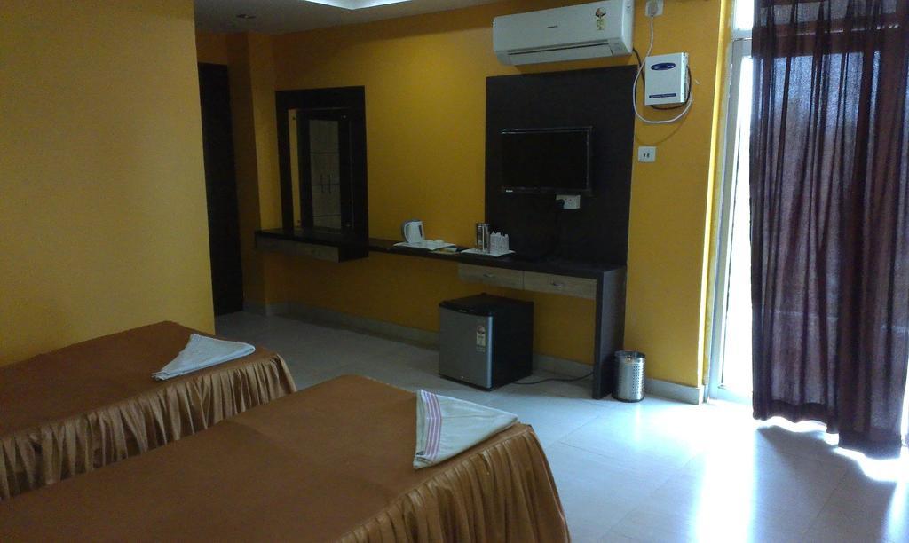Hotel Sunview Dispur Oda fotoğraf